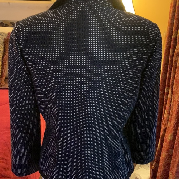 Pro Jacket and Skirt. 2 for 1 - Picture 3 of 6